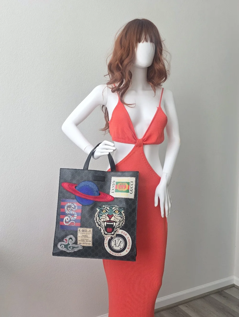 Auth Gucci GG Supreme Monogram Night Courrier Vertical Tote Bag